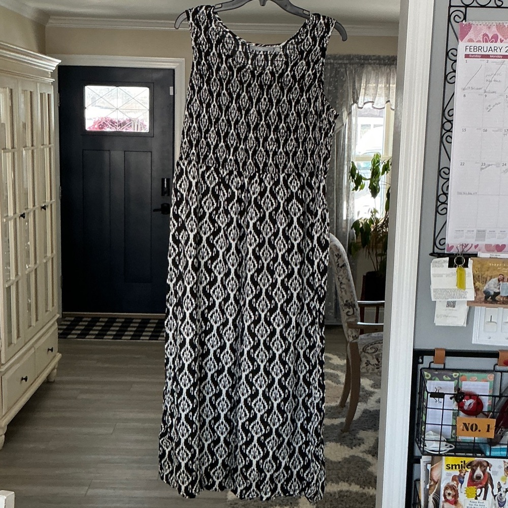 NY Collection Black and White Maxi Dress petite xl